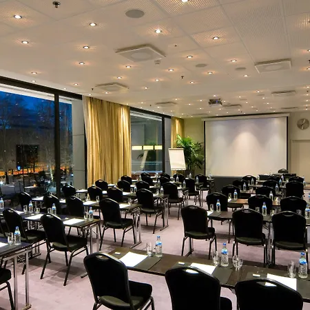 Crowne Plaza - Hesperia By Ihg 4*