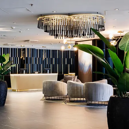 Crowne Plaza - Hesperia By Ihg
