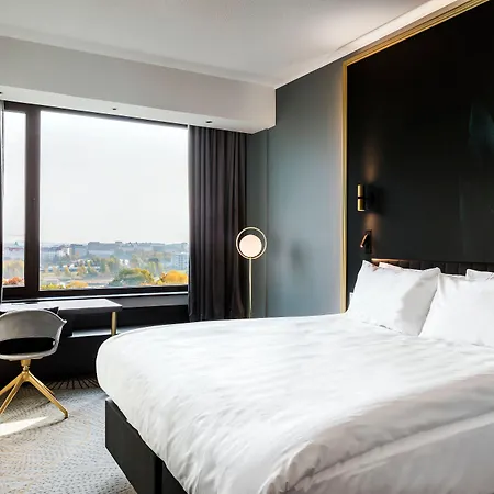 Crowne Plaza - Hesperia By Ihg 4*