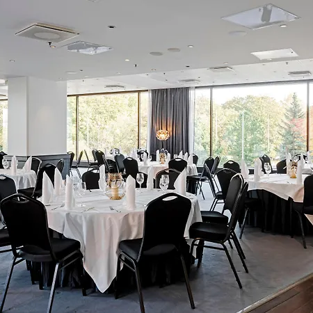 Crowne Plaza - Hesperia By Ihg 4*