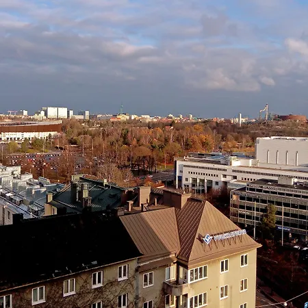 Готель Crowne Plaza - Hesperia By Ihg 4*