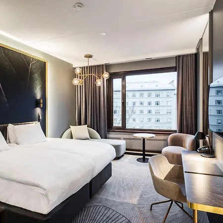 Crowne Plaza - Hesperia By Ihg 4*